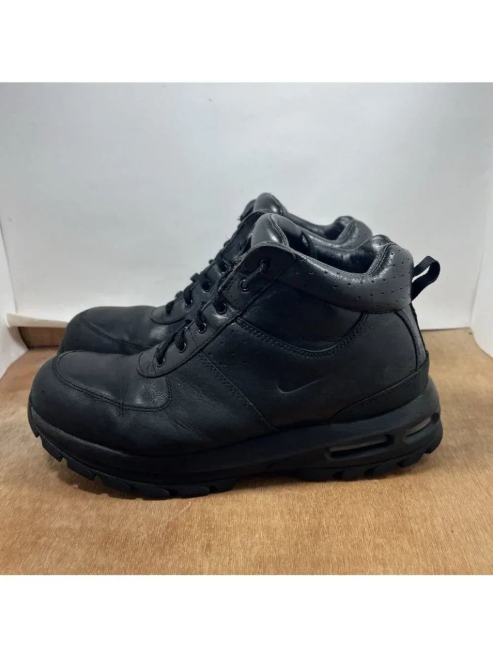 Nike Air Max Goaterra Triple Black Men Sz 11 Low Top Lace-Up Sneakers 365970-090